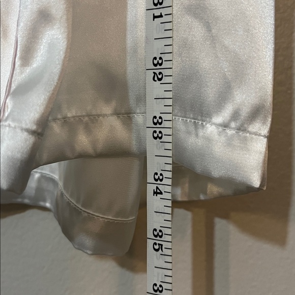 Bridesmaid Satin Robe with Tie Waist size S/M - Picture 8 of 9